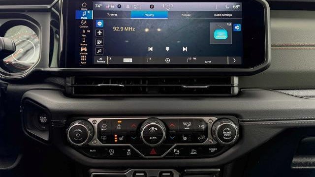 2025 Jeep Gladiator Mojave