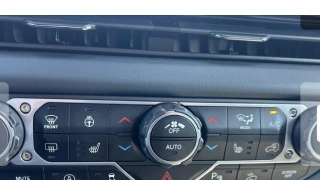 2025 Jeep Gladiator Mojave