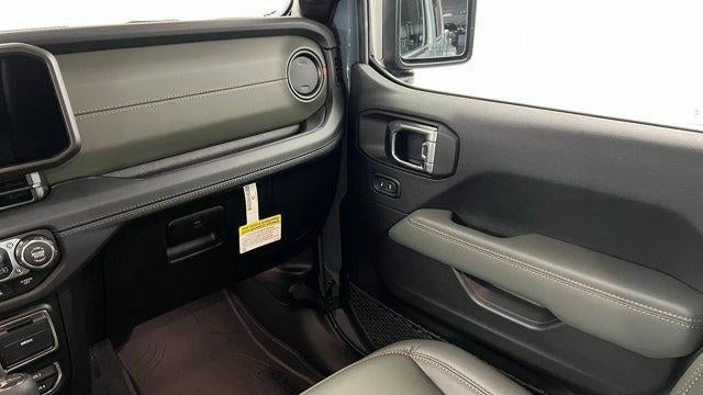 2025 Jeep Gladiator Mojave X