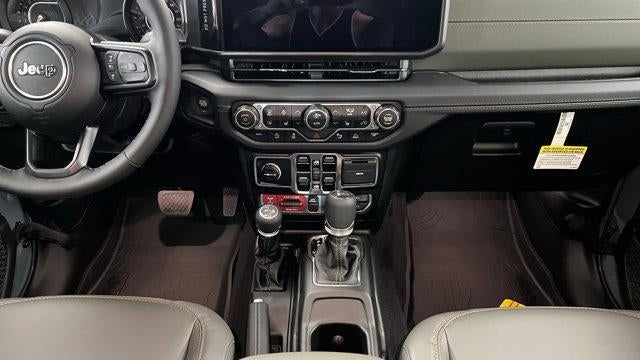 2025 Jeep Gladiator Mojave X