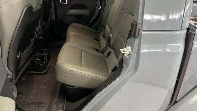 2025 Jeep Gladiator Mojave X