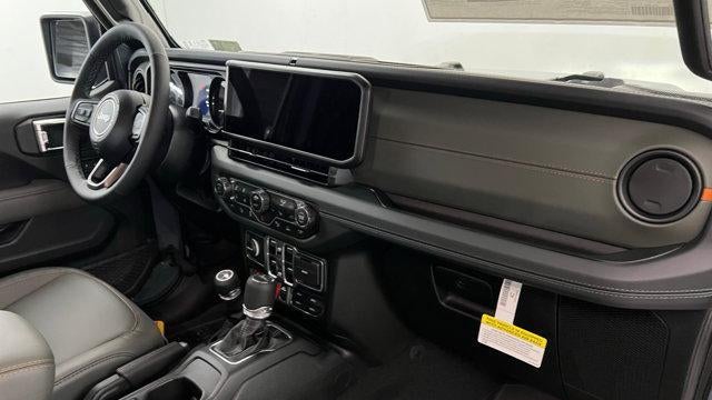 2025 Jeep Gladiator Mojave X