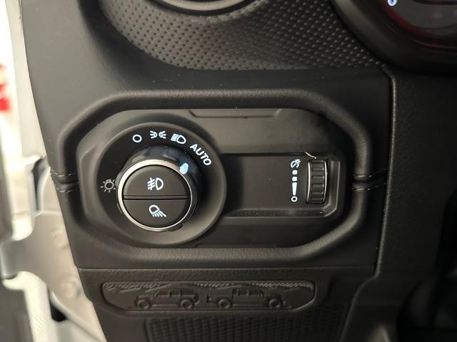 2025 Jeep Gladiator - $43,500