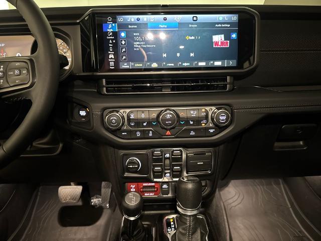 2025 Jeep Gladiator - $43,500
