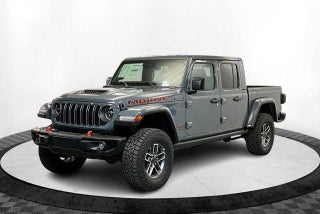 2025 Jeep Gladiator with Anvil Clearcoat Exterior