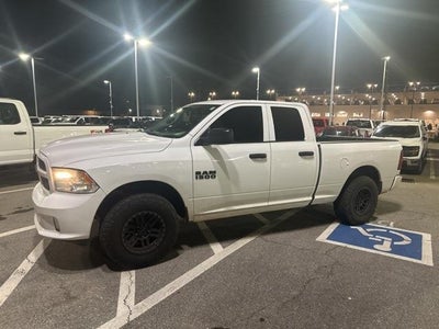 2017 RAM 1500 4X2 Express 4DR Quad Cab 6.3 FT. SB Pickup