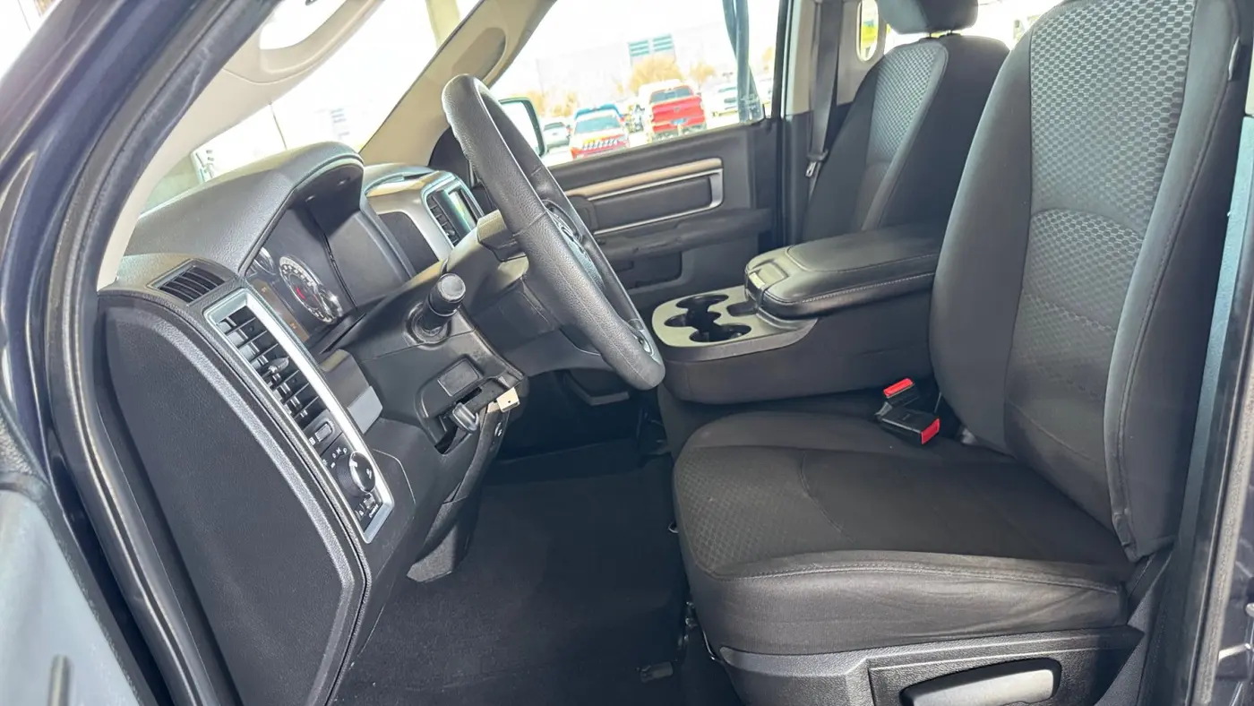 2020 Ram 1500 Classic SLT