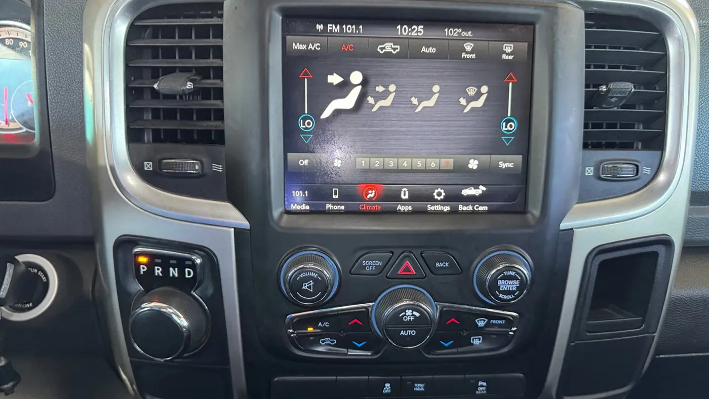 2020 Ram 1500 Classic SLT
