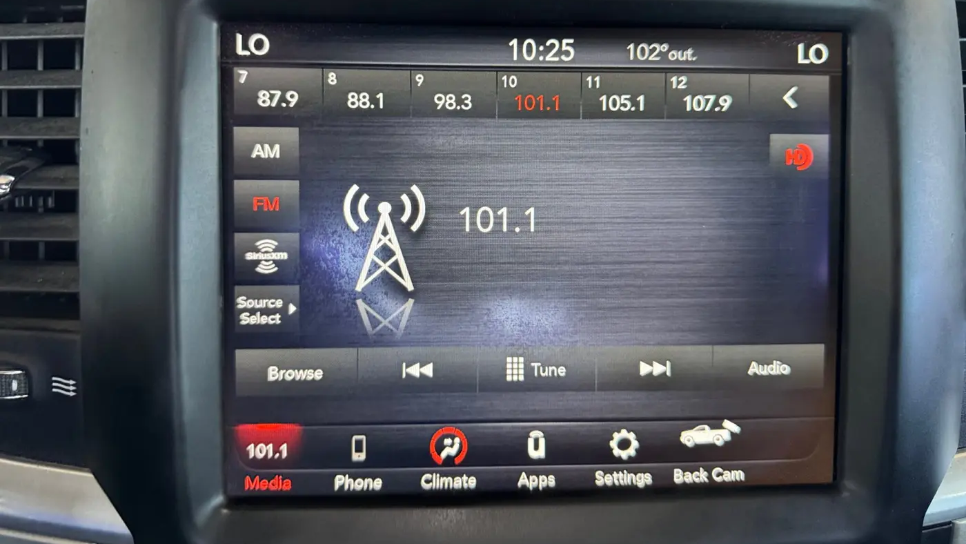 2020 Ram 1500 Classic SLT