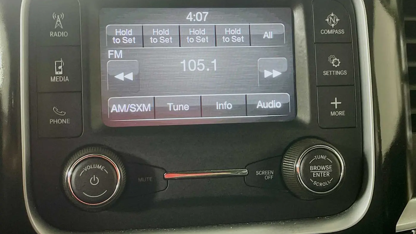 2024 Ram 1500 Classic SLT