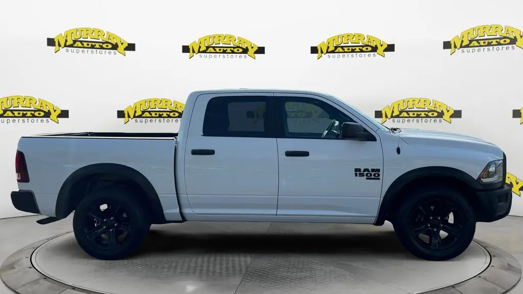 2024 Ram 1500 Classic SLT