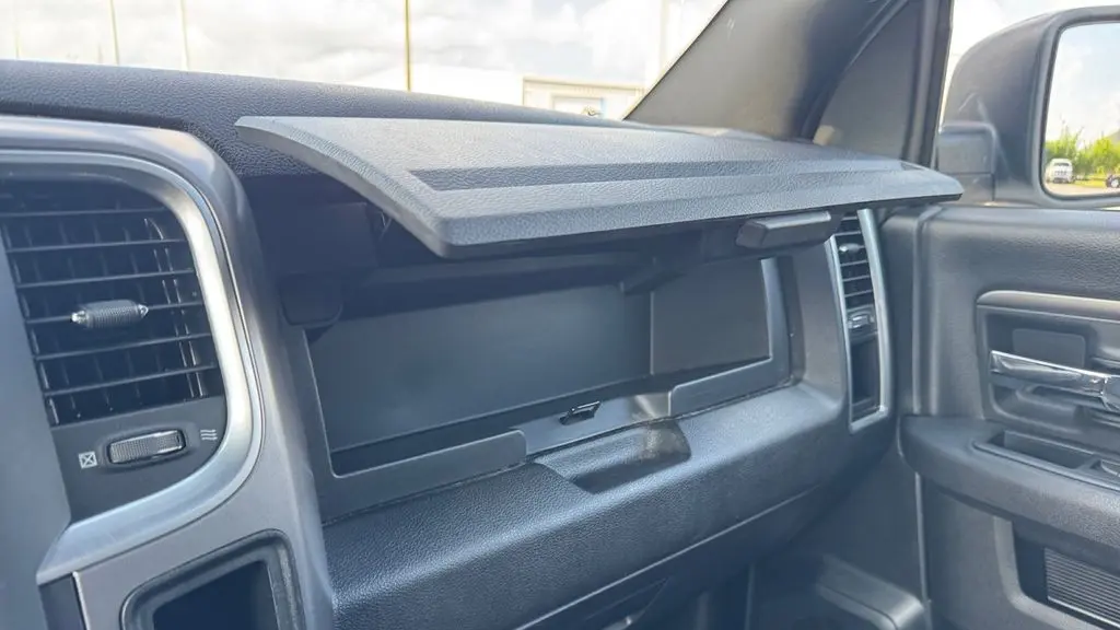 2024 Ram 1500 Classic SLT