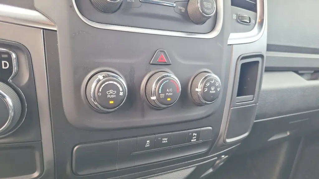 2024 Ram 1500 Classic SLT