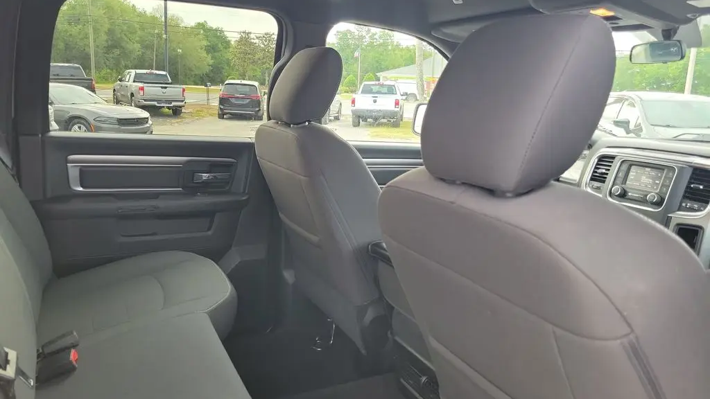2024 Ram 1500 Classic SLT