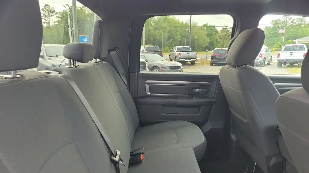 2024 Ram 1500 Classic SLT