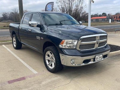 2017 RAM 1500 4X2 SLT 4DR Crew Cab 5.5 FT. SB Pickup