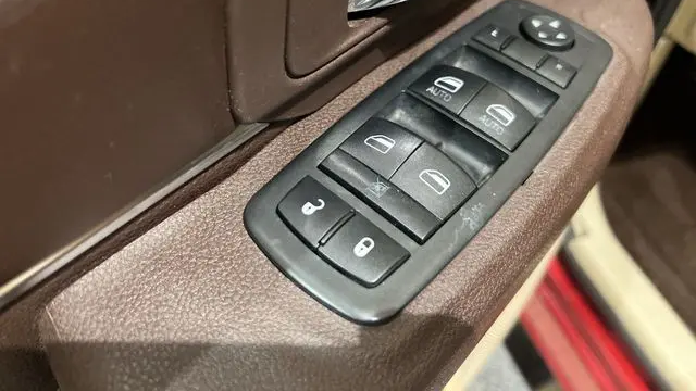 2013 Ram 1500 SLT