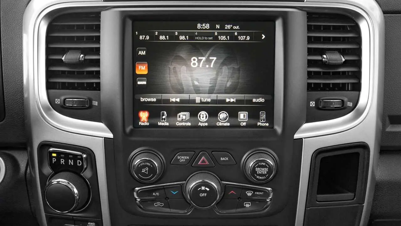 2023 Ram 1500 Classic SLT