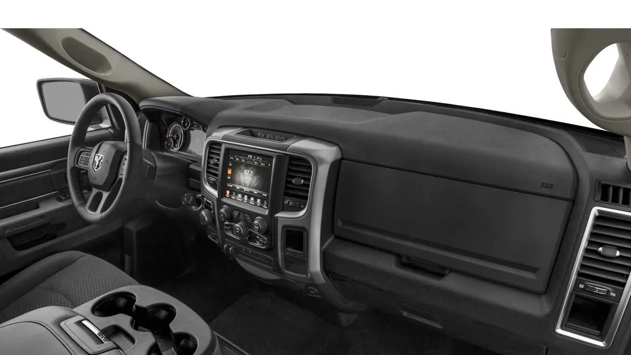 2023 Ram 1500 Classic SLT