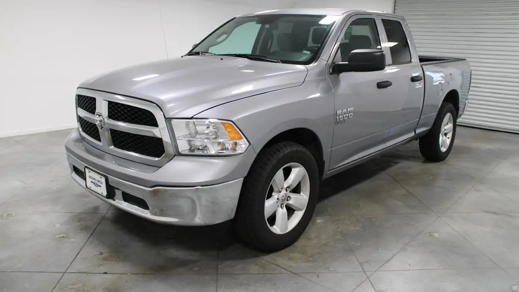 2024 Ram 1500 Classic SLT