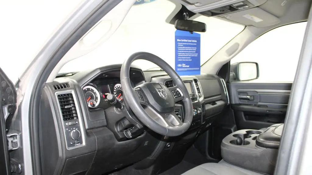 2024 Ram 1500 Classic SLT