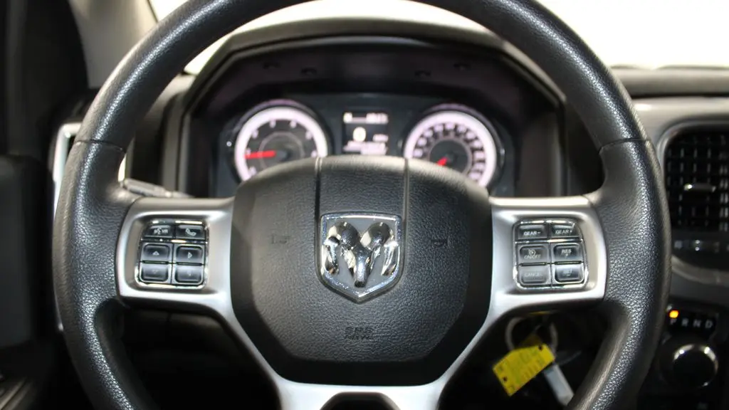 2024 Ram 1500 Classic SLT