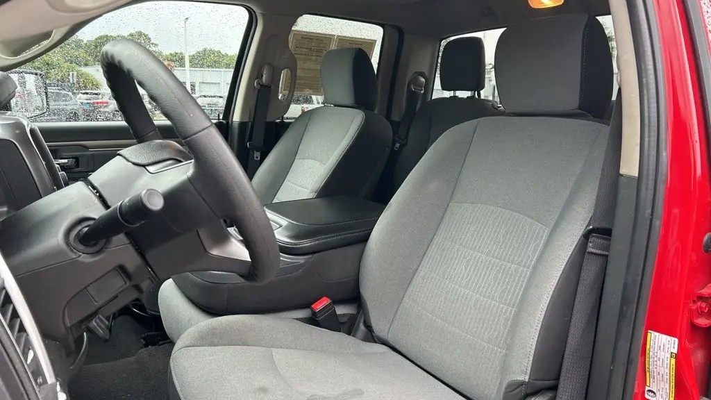 2024 Ram 1500 Classic SLT