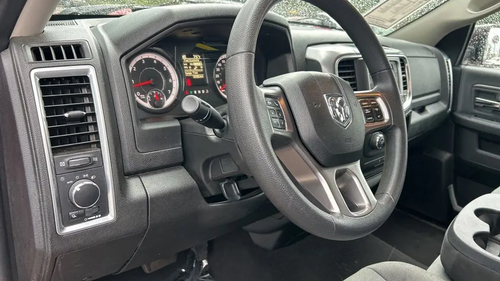 2024 Ram 1500 Classic SLT