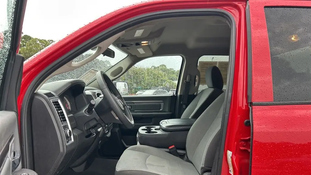 2024 Ram 1500 Classic SLT
