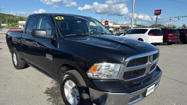 2024 Ram 1500 Classic SLT