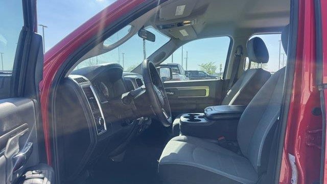2024 Ram 1500 Classic SLT