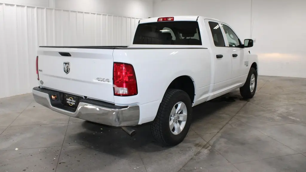 2024 Ram 1500 Classic SLT