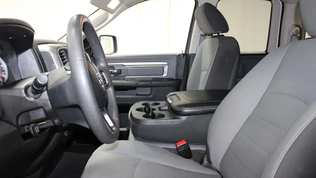 2024 Ram 1500 Classic SLT