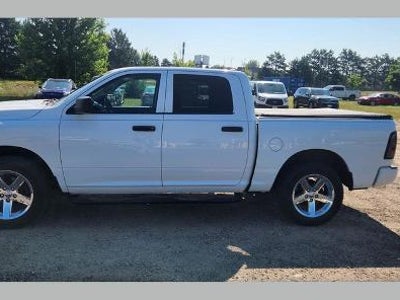 Photo of a 2016 Ram 1500 4X4 Tradesman 4DR Crew Cab 5.5 FT. SB Pickup for sale