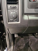 2019 1500 Classic Thumbnail 13