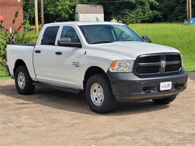 2020 RAM 1500 Classic 4X4 Tradesman 4DR Crew Cab 5.5 FT. SB Pickup