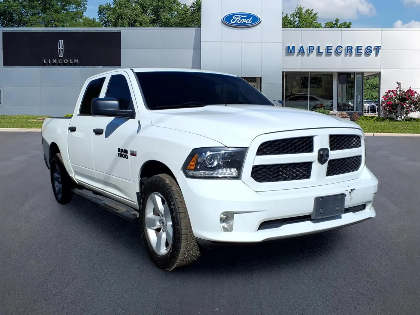 2014 Ram 1500 - $9,300
