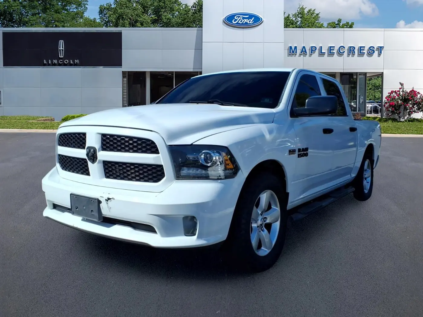 2014 Ram 1500 - $9,300