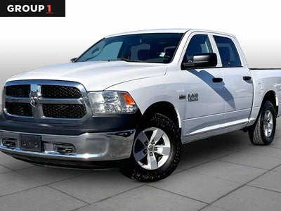 2014 Ram 1500 4X4 Express 4DR Crew Cab 5.5 FT. SB Pickup