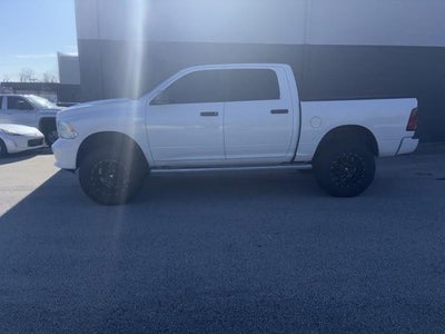 2014 RAM 1500 4X4 Express 4DR Crew Cab 5.5 FT. SB Pickup
