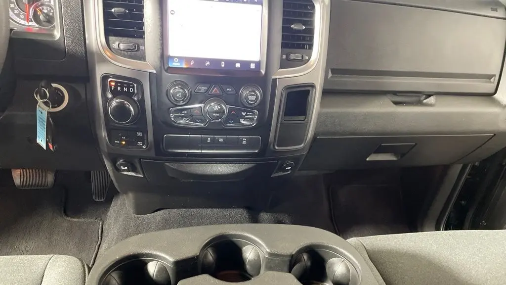 2022 Ram 1500 Classic SLT