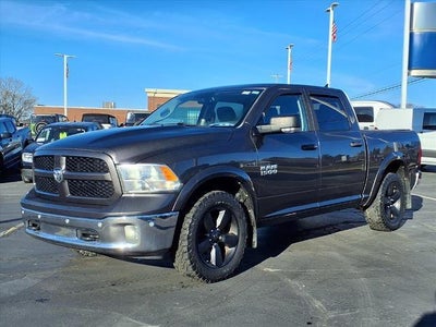 2015 RAM 1500 4X4 SLT 4DR Crew Cab 5.5 FT. SB Pickup
