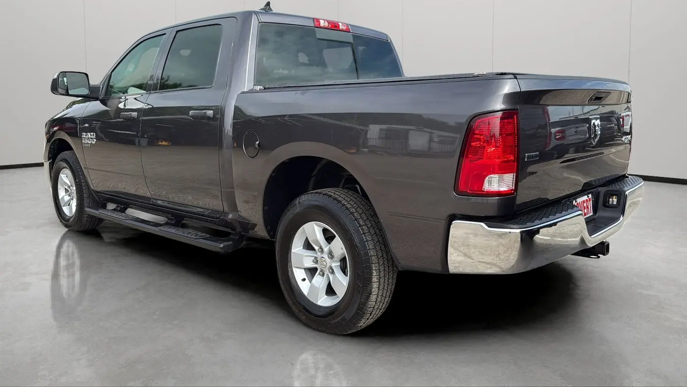 2023 Ram 1500 Classic SLT