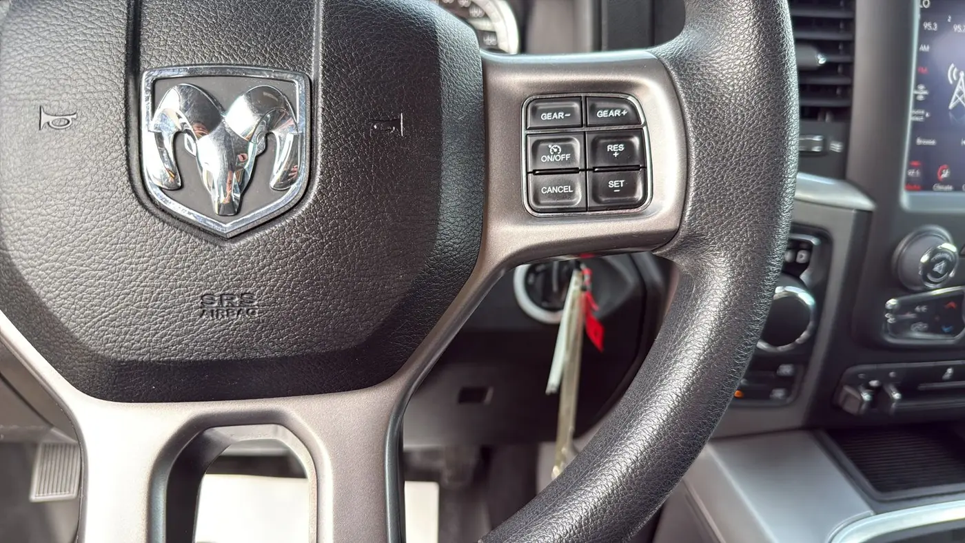 2023 Ram 1500 Classic SLT