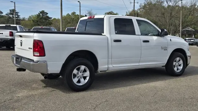 2023 Ram 1500 Classic SLT