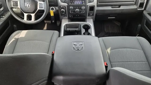 2023 Ram 1500 Classic SLT