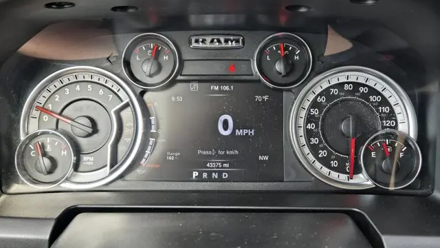 2023 Ram 1500 Classic SLT