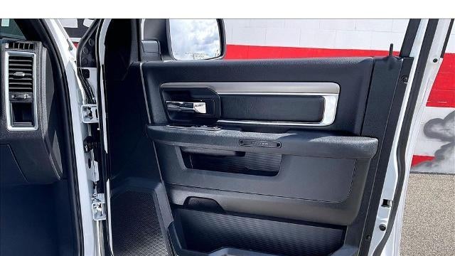 2024 Ram 1500 Classic SLT