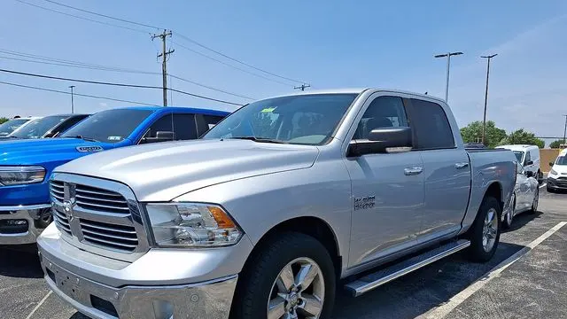 2017 Ram 1500 SLT
