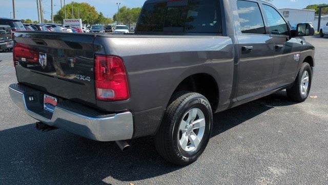 2023 Ram 1500 Classic SLT